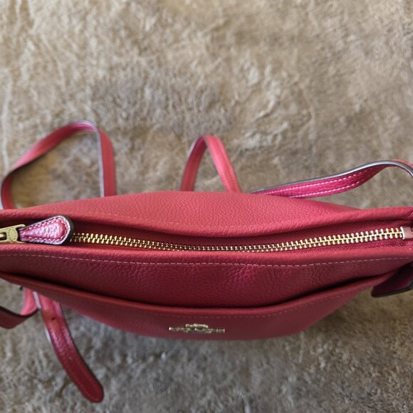 Coach Fuchsia Pink Pebbled Leather Crossbody Bag – Gold Hardware - Picture 8 of 16